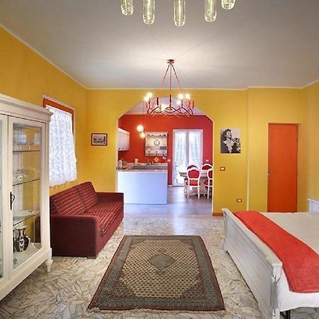 Apartament Attico Incerpi, Terrazza Sui Tetti Di Montecatini-Terme Zewnętrze zdjęcie