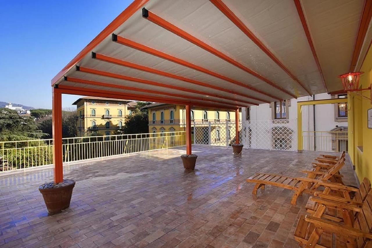Apartament Attico Incerpi, Terrazza Sui Tetti Di Montecatini-Terme Zewnętrze zdjęcie